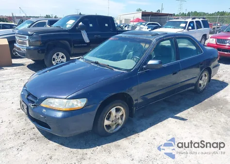 1999 Honda Accord Ex из США, поврежденный, VIN 1HGCG5655XA087909
